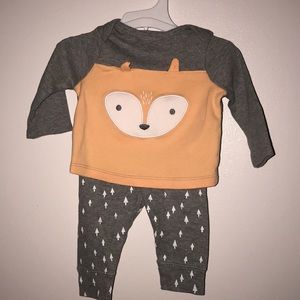 Baby shirt and pants set. Fox character